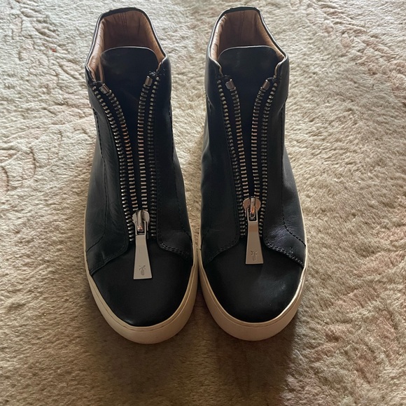 Frye high top sneakers - Picture 2 of 8